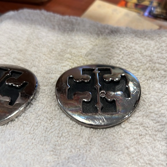 Tory Burch Logo Hardware Replacement Parts - Picture 2 of 5